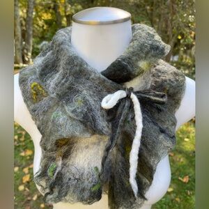 Handmade Soft Wet Felted Wool Scarf/collar
